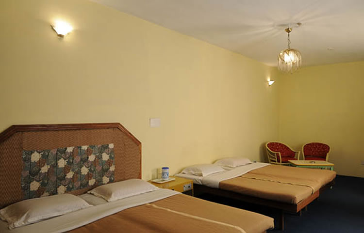 Hotel Ooty Gate family suite room